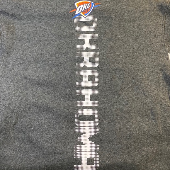 🚫 SOLD 🚫 ⭐️Oklahoma Thunder fleece hoodie - Picture 5 of 5